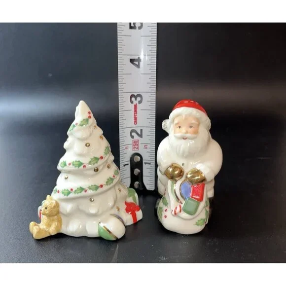 Lenox Christmas Tree Santa Salt & Pepper Shakers Holiday Table Gold Tone Mittens - Picture 7 of 7